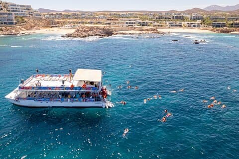 Croisière avec tuba Cabo Escape avec bar ouvert, déjeuner et vue sur El Arco