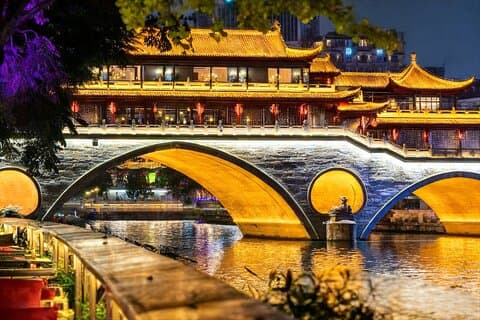 Private Chengdu Illuminated Night Tour with Radio and TV Tower and Buffet Dinner