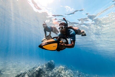 マラワーフ・ラハイナジェットスクーターシュノーケリング小グループ写真付き