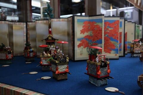 京都・祇園祭の屏風祭り散策ツアー