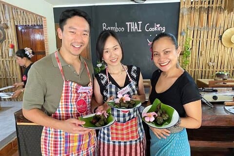 Hua Hin Thai Cooking Class Garden Experience and Transfers