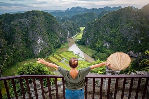 Ninh Binh Tour privado de dia inteiro a partir de Hanói com opções flexíveis