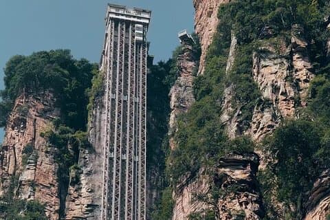 1 - 2 daagse groepsreis naar Avatar & Tianmen Mountain & Glass Bridge