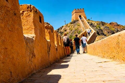 Dunhuang: Private Full-Day Tour to Jiayuguan & Xuanbi Great Wall