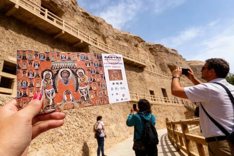 Dunhuang Private Day Tour zur Yulin-Grotte und zu den Western Thousand Buddha Caves