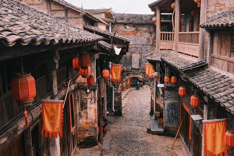 Guilin Private Day Tour to Reed Flute Cave,Elephant Trunk Hill and Daxu Old Town