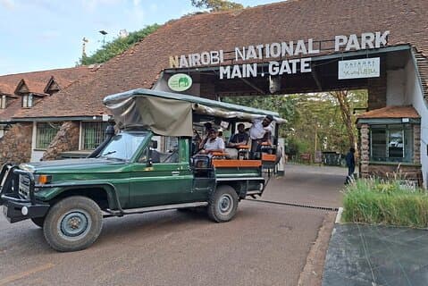 Parc national de Nairobi Open Game Viewer Landcruiser Safari