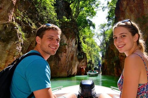 Kunming Private Tour to Stone Forest&Jiuxiang Cave with Boat Ride