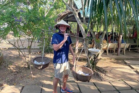 Tour por los túneles de Cu Chi y Delta del Mekong en limusina
