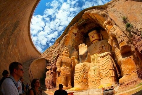 Lanzhou Private Day Trip to Tianti Grottoes, Luoshi Pagoda and Leitai in Wuwei