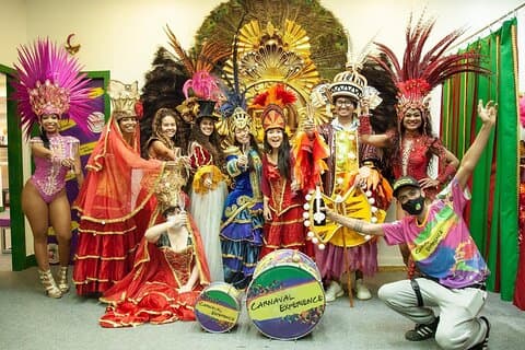 Hinter den Kulissen der Rio-Karnevalstour: Kostüme und Samba