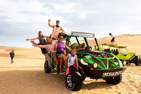 Från Lima: Heldagstur till Paracas och Huacachina-oasen