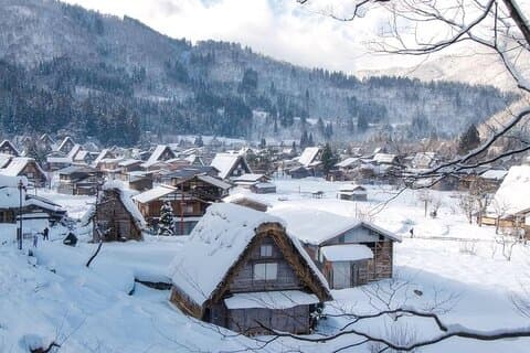 Tour privado personalizado de Shirakawa-go y Takayama desde Osaka/kyoto