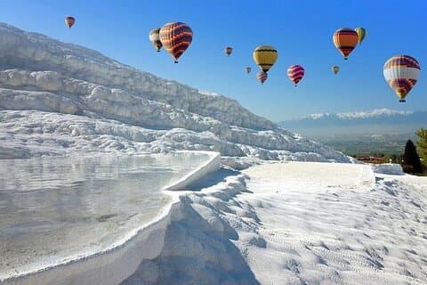 Pamukkale Sunrise Balloon Tour with Meals