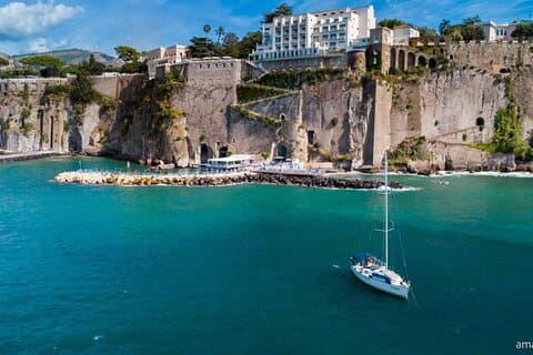 Excursion en bateau à voile privé Sorrento Capri Naples Positano