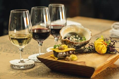 Lastarria Food Tour: Wine Tasting, Bites & Culinary Experience