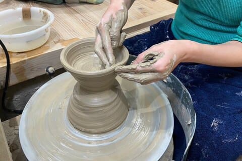Kyoto | Expérience de poterie en petit groupe par un maître artisan