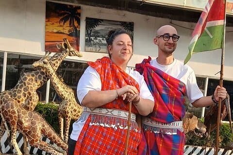 Apresentação de dança cultural queniana nas Coleções Maasai