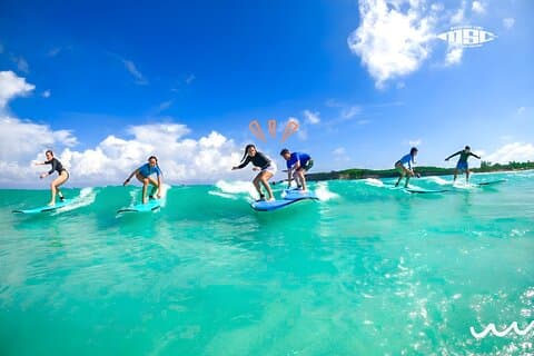Grupp Surflektioner Punta Cana – roligt, enkelt och Nybörjare