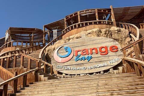 Croisière VIP Orange Bay en bateau avec Petit-déjeuner . Déjeuner et plongée