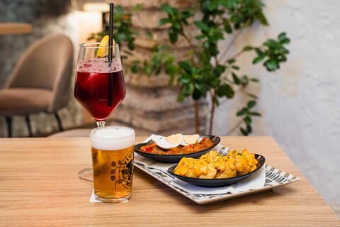 Visite gastronomique de tapas et de vins à Cordoue