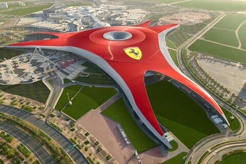 Biglietto d'ingresso per il Ferrari World/Warner Bros Abu Dhabi