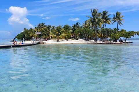 Motu-stranden Ofetaro Shuttle