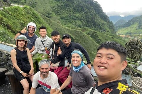 Epische 4-tägige Ha Giang Loop Tour über Motorrad Pillion
