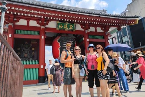 Visite privée à pied personnalisée de Tokyo (option visite en voiture disponible)