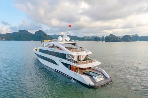 Privater Transfer mit Luxus-Tageskreuzfahrt Halong Bay von Hanoi