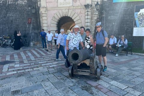 Passeio privado pela cidade velha de Kotor com Guia local licenciado