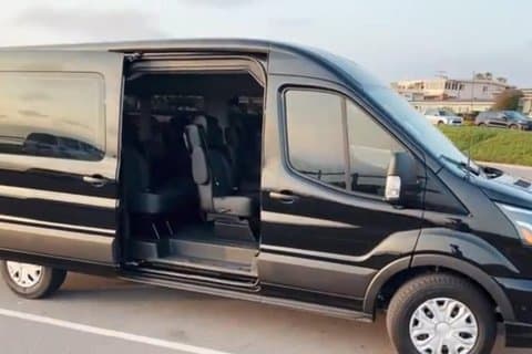Privébusje Vervoer van Los Angeles Airport naar Downtown