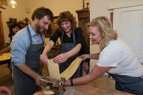 Autentiska Florens Pasta-Making klass med att äta Europa