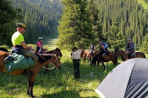 Horseback Riding Adventure i Kirgisistan for nybegynnere
