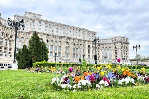 Boekarest Palace Parlement Tour met busvervoer