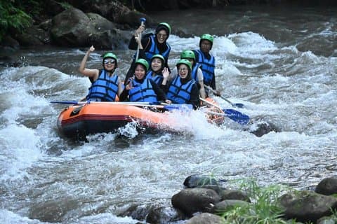 Rafting sur la rivière Ayung à Ubud avec déjeuner et prise en charge à l'hôtel