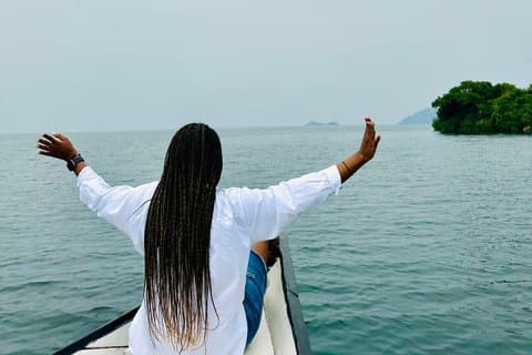 3 Jours Lac Kivu Vacances Expérience Randonnée, Vaches et Café