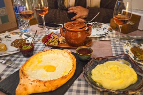 Privat Tbilisi mat tur: 9 Tastings Walk i Bohemian District
