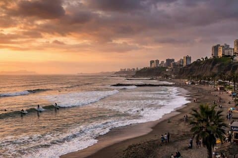 Lima Hidden Gems : Zelfstandige Ceviche & Cliff Secrets