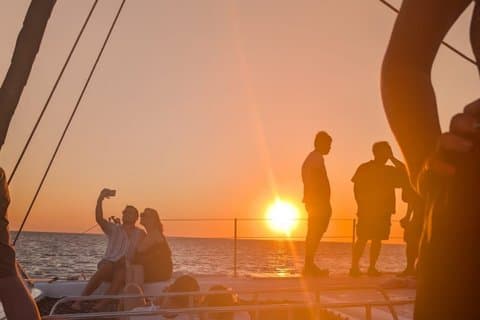 3 Hour Catamaran Cruise with Hotel Transfer