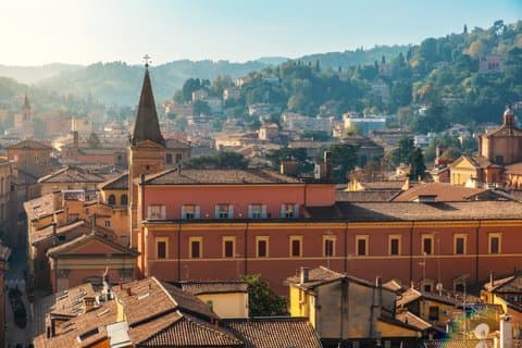 Motor Valley Supercar Icons Tour ab Bologna