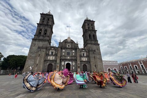 Puebla Walking Tour of History Angels and Food