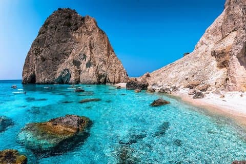 Croisière privée Zakynthos en apnée Eros Cave Mizithres