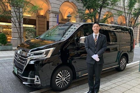 Private Airport Transfer: Hotel in Tokyo → Narita Airport (NRT)
