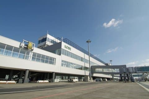 Enveis transfer mellom Kobe flyplass og Osaka