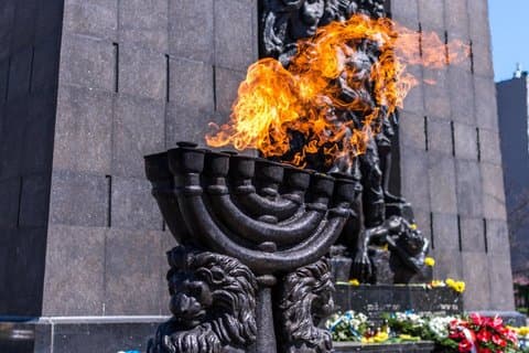 Visite commémorative du patrimoine juif et de l'Holocauste de l'ancien ghetto