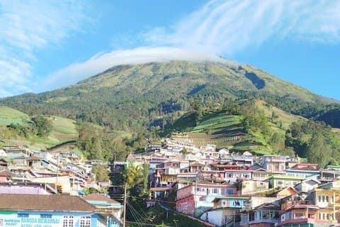 Dagstur til Nepal Van Java og Selogriyo-tempelet fra Yogyakarta