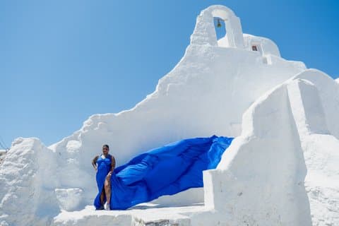 Flying Dress Photoshoot Mykonos - Kreuzfahrtschiff Passagiere
