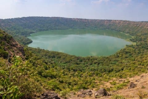 3-daagse privéreis naar Ajanta, de grotten van Ellora en de maankrater.