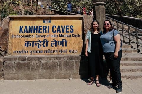 Mumbai SGNP Tour : Kanheri Höhlen + Tiger & Löwen Safari + Jain Tempel